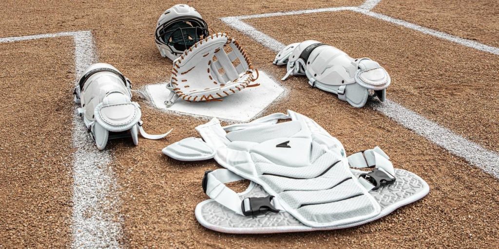 Easton Jen Schro The Fundamental Catcher's Box Set White / Small